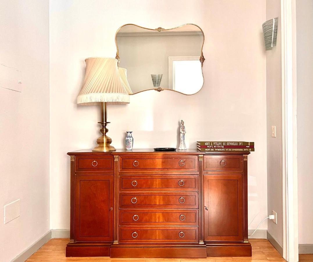 Housing Leon Santa Marina Apartment Екстериор снимка